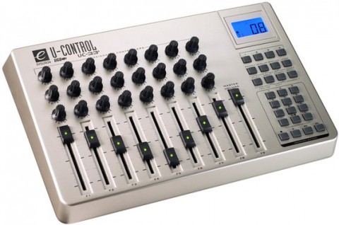 M-Audio UC-33E USB Controller Surface M-Audio UC-33E USB Controller Surface