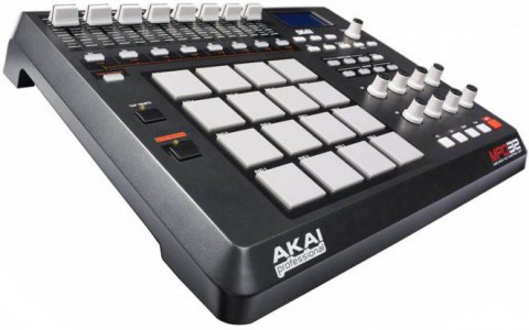 AKAI PRO MPD32 MIDI/USB AKAI PRO MPD32 MIDI/USB