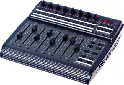 Behringer BCF2000 - USB/ MIDI-контроллер для работы с компьют. приложениями,фейдеры,24 энкодера Behringer BCF2000 - USB/ MIDI-контроллер для работы с компьют. приложениями,фейдеры,24 энкодера