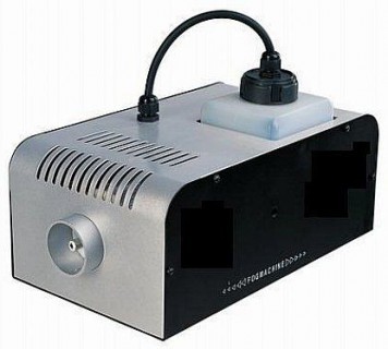MLB EL-900 DMX (AB-900A) Дым машина, электронная система контроля температуры камеры. 1л емкость для жидкости, 900W, 4 кг., DMX контроль, аналоговый пульт с регулировкой интервалов, длительности и мощности выброса + радио управление, время нагрева 8 мин. 