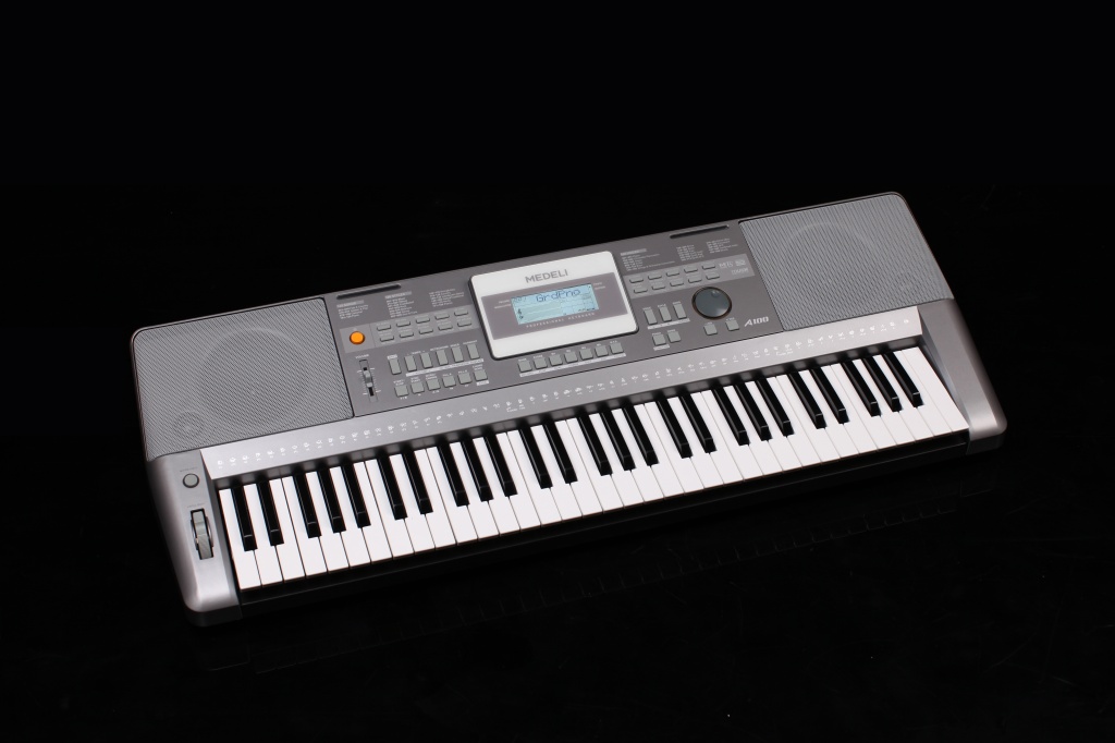 MEDELI A100 Синтезатор, 61 клавиша