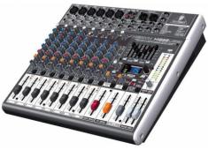 Behringer X1222USB -микшер,4моно,4стер.,6 мик.предусил,2 AUX-шины,процессор эффектов, USB,эквалайзер