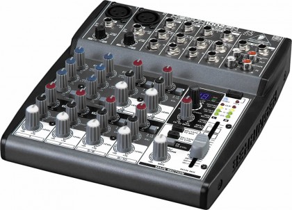 Behringer 1002FX - микшер,2 микр. предусил.,8 линейных входов,24-битный эффект-процессор